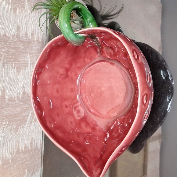 Vintage strawberry 🍓 serving pitcher by cemar. - Picture 3 of 7